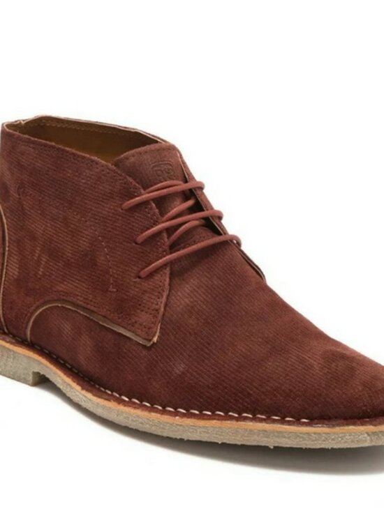 Kenneth Cole Reaction Other - Kenneth Cole Reaction Passage Suede Brick Chukka boots in Size 8